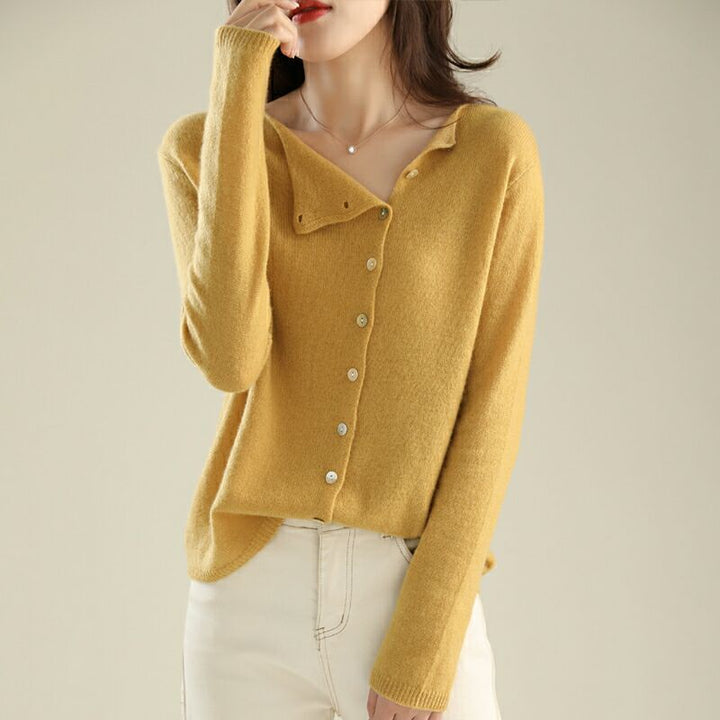 CœurKnit™ – Slim Fit Cashmere Cardigan for Women