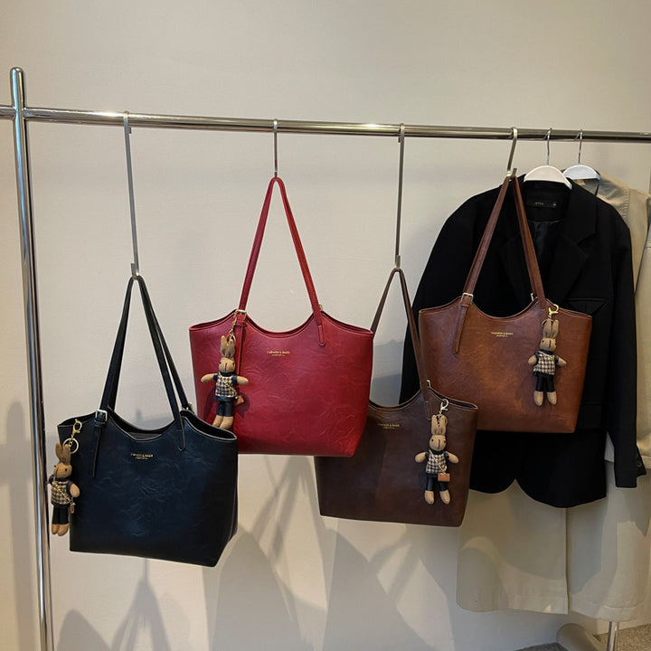 Caleris™ Artisan Waxed Leather Tote – Women’s Handbag