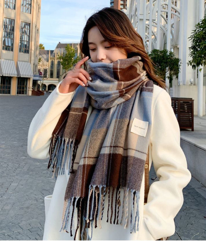Plaidelle™ – Women’s Winter Scarf