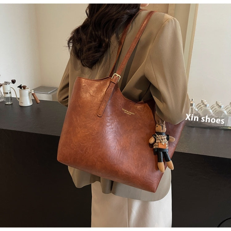 Caleris™ Artisan Waxed Leather Tote – Women’s Handbag