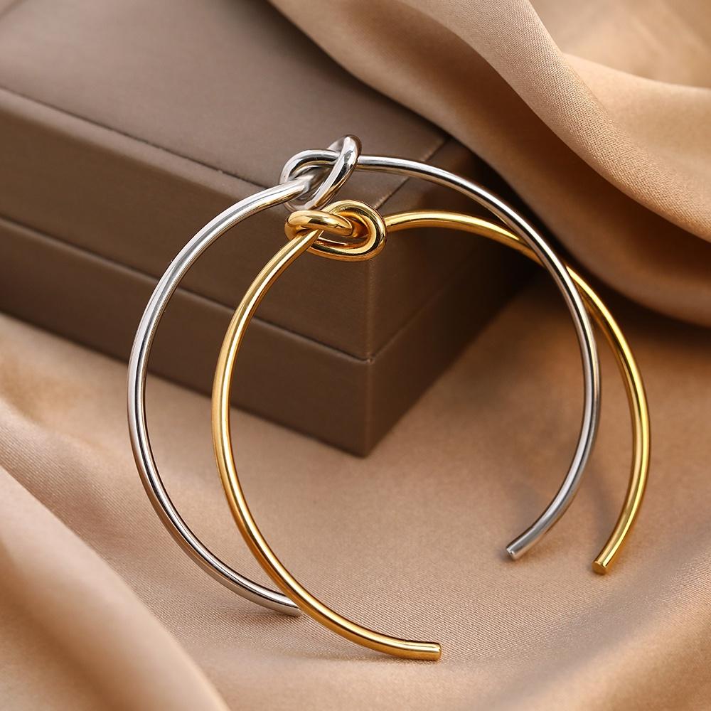 Élinor™ – 18K Gold Knotted Cuff