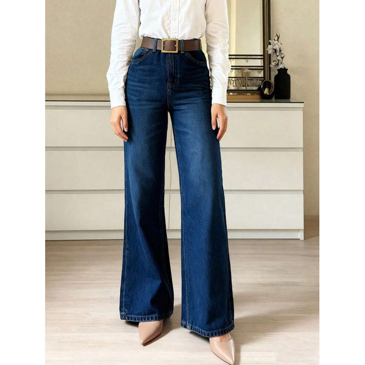 EuroEdge™ – Women’s Modern Straight-Fit Denim Jeans
