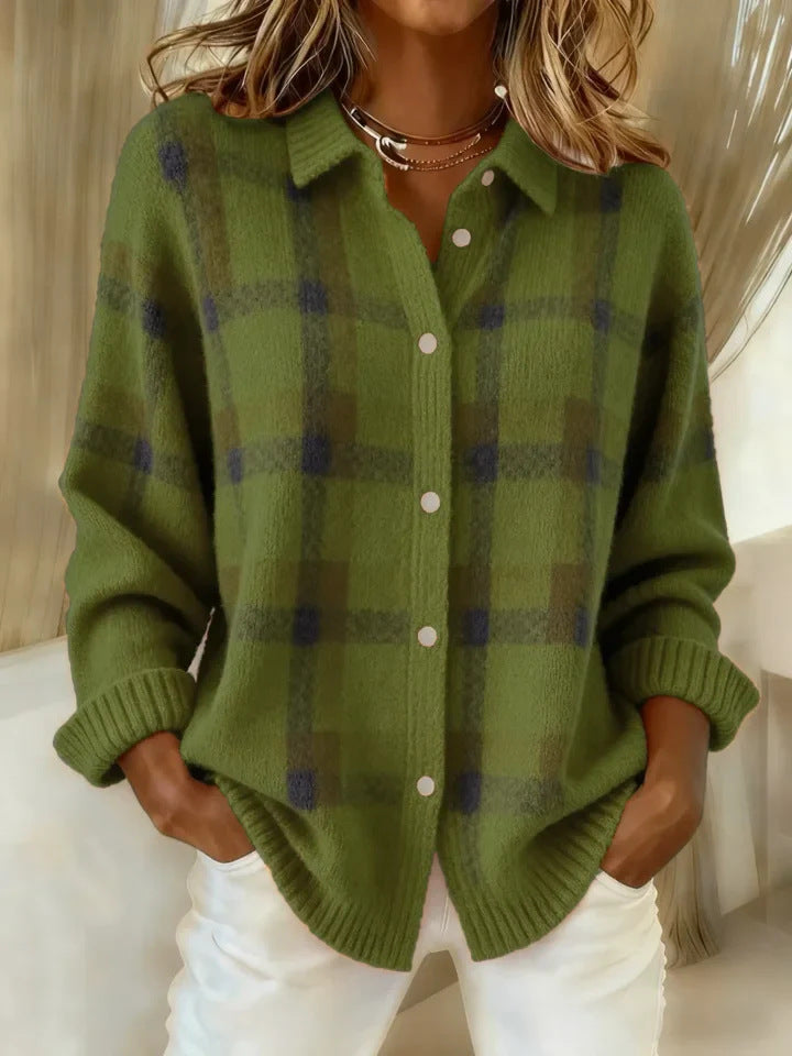 RetroVibe™ – Women’s Contrast Plaid Knit Sweater