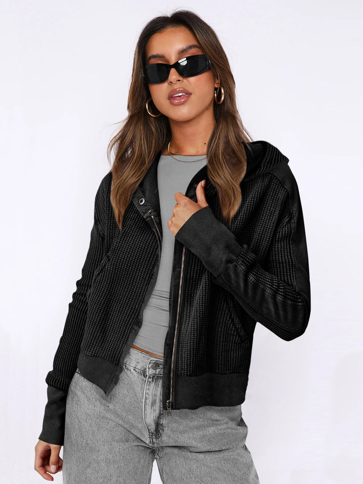 PatchFlow™ – Casual Patchwork Zip-Up Knit Cardigan
