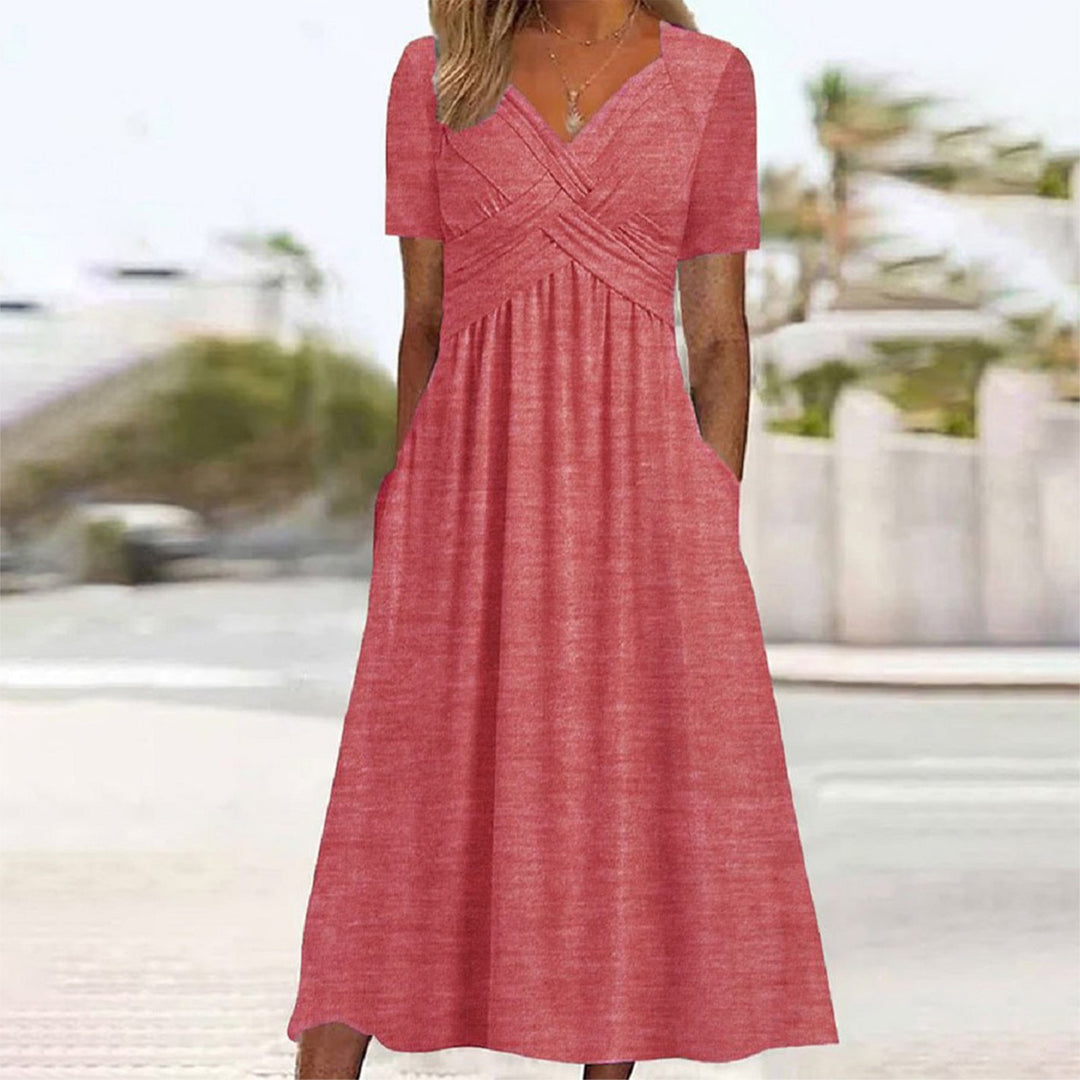 Élara™ – Elegant Silhouette Evening Dress