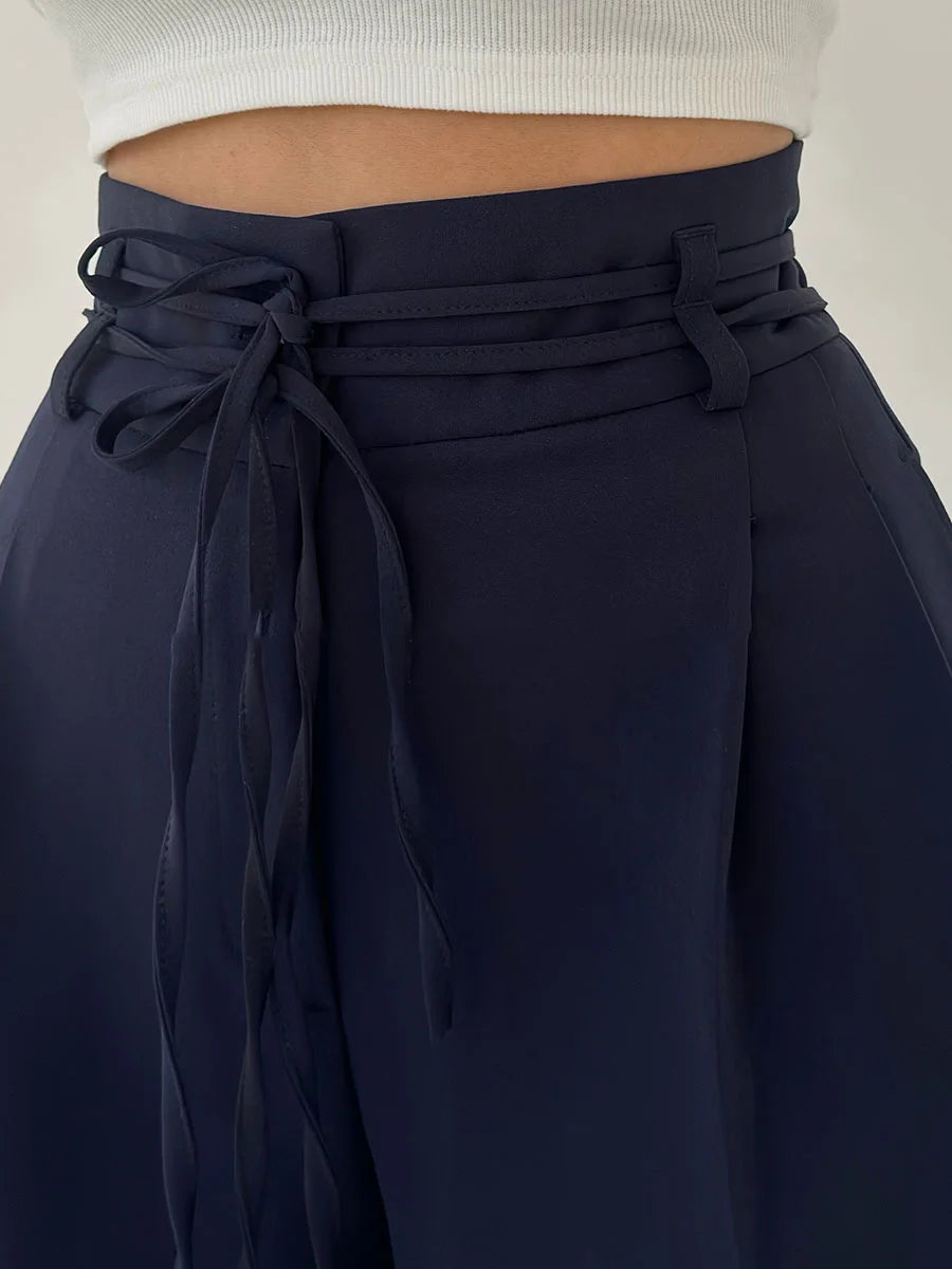 Caelina™ – Tailored Lace-Up Straight Pants
