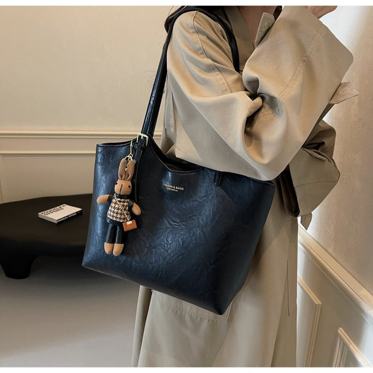Caleris™ Artisan Waxed Leather Tote – Women’s Handbag
