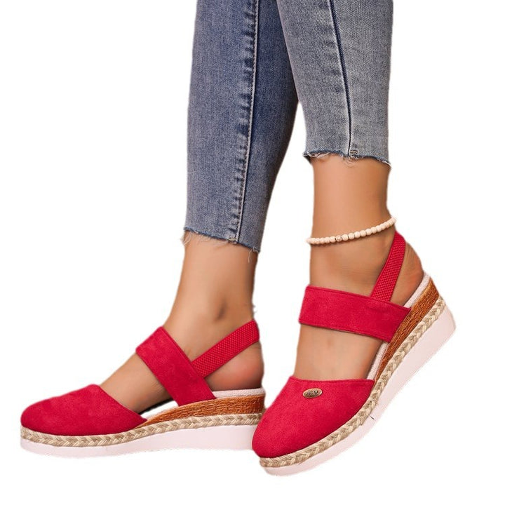 Tierra™ – Natural Curve Closed-Toe Wedges