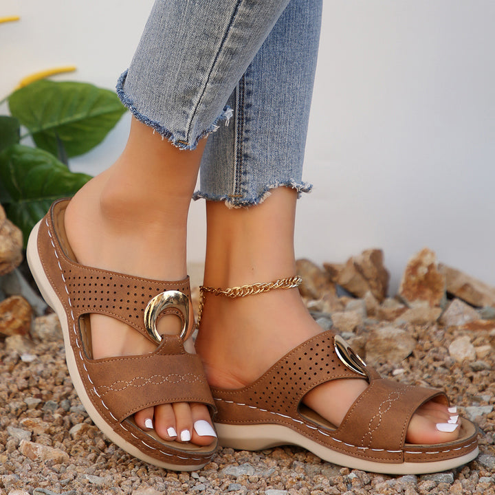 GleamStep™ – Shine in style, walk in comfort
