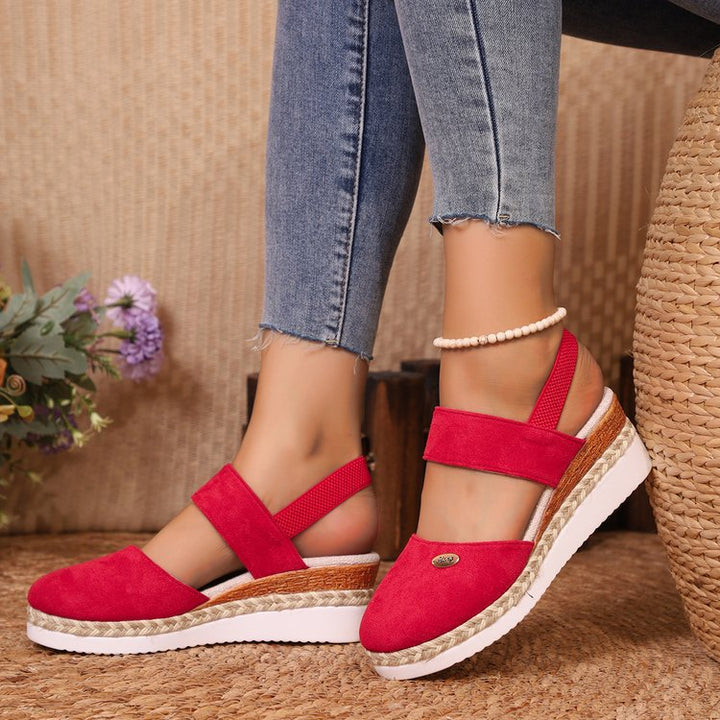 Tierra™ – Natural Curve Closed-Toe Wedges