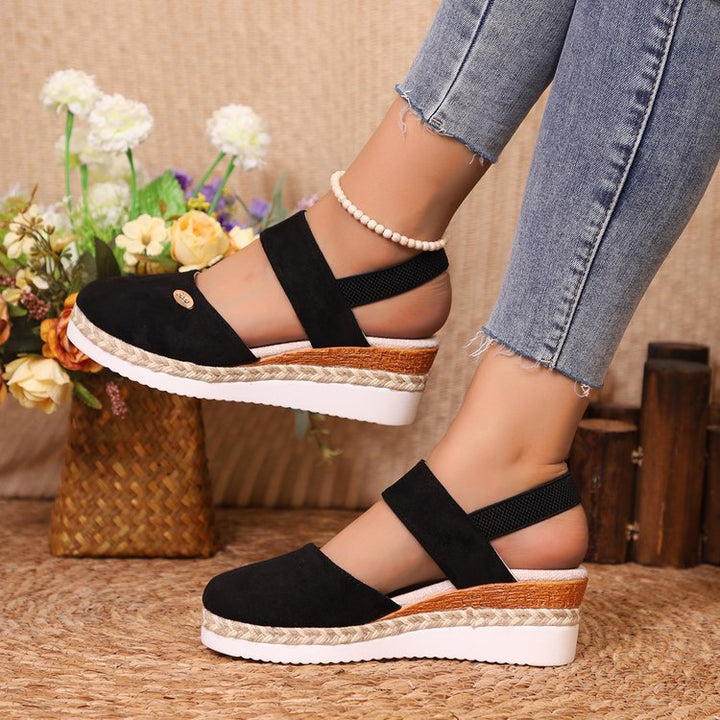 Tierra™ – Natural Curve Closed-Toe Wedges