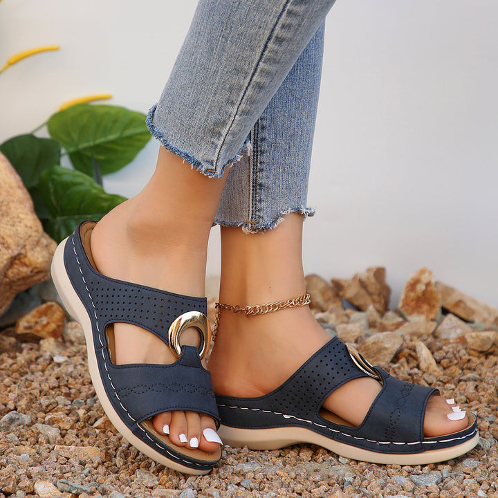 GleamStep™ – Shine in style, walk in comfort