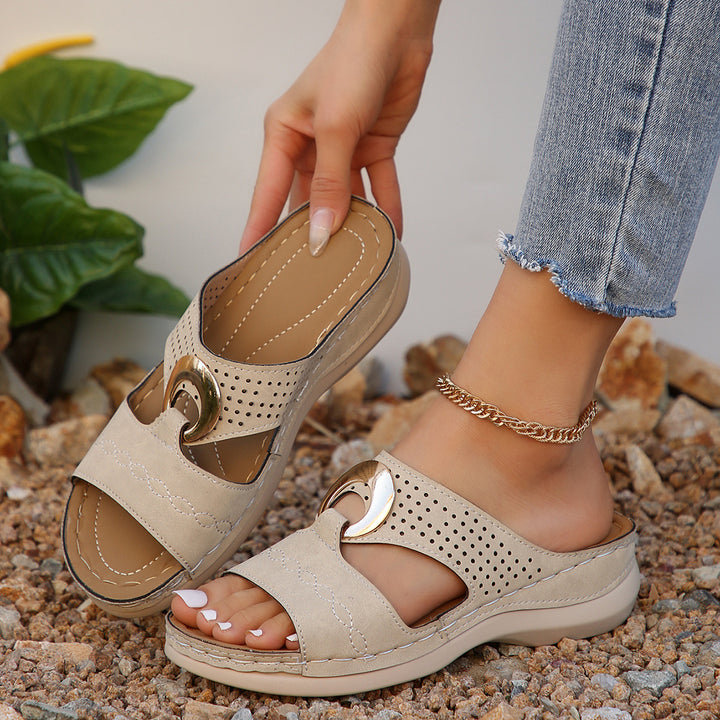 GleamStep™ – Shine in style, walk in comfort