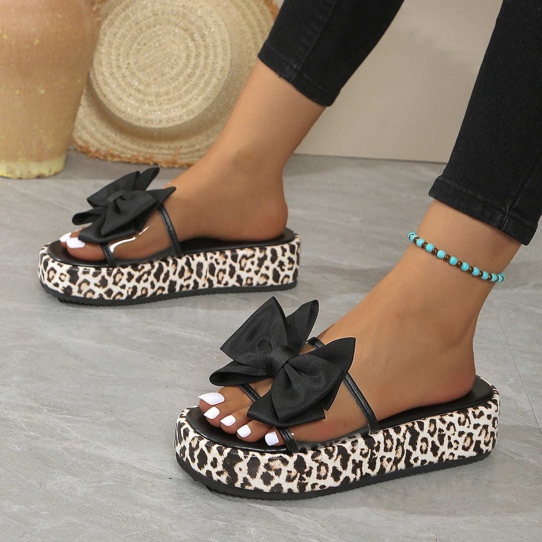 Mavaya™– Leopard Platform Beach Slides