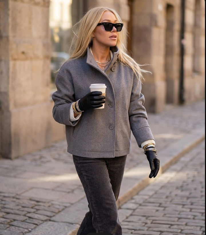 Civara™ Women’s Short Wool Jacket – Loose Fit, Stand Collar