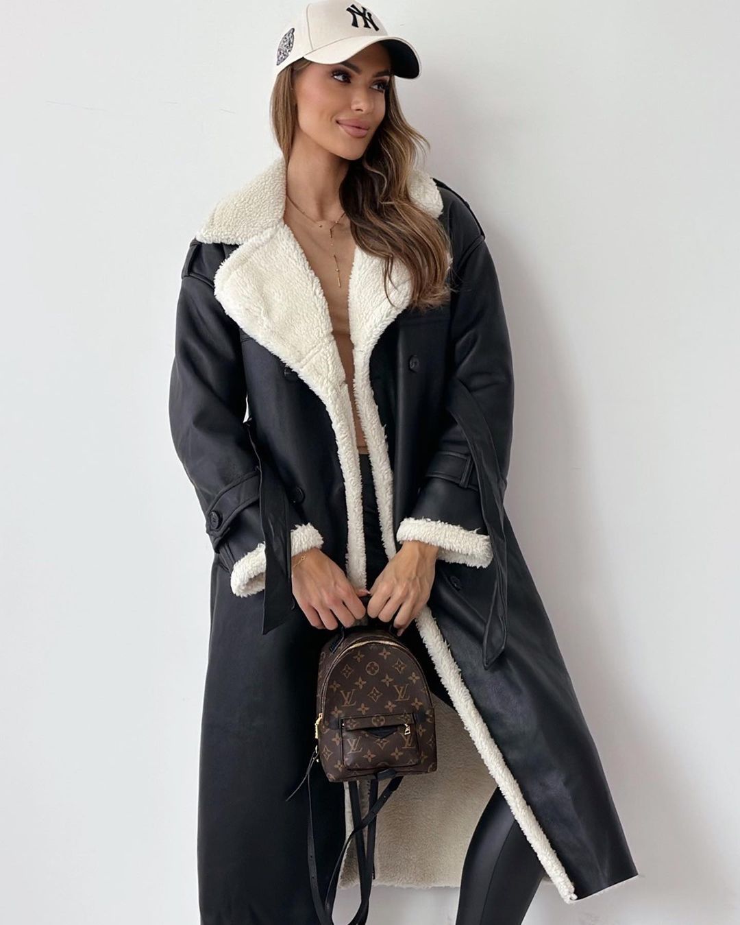 Lunara™ | Classic Long Fleece-Lined Coat with Teddy Collar