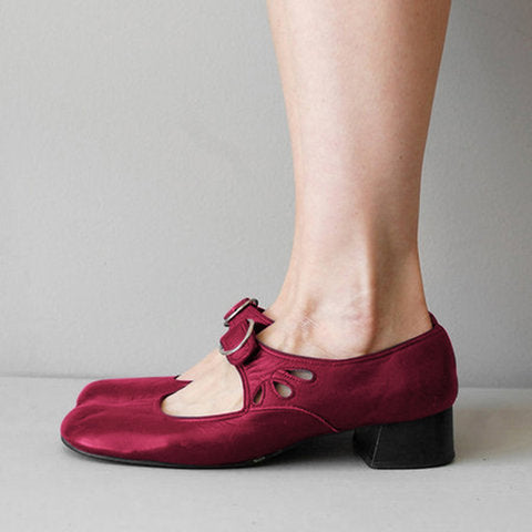 Veloura™ – Woman buckle charm loafers
