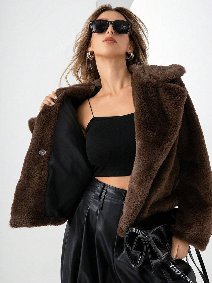 Faylora™ – Women’s Short Fox Fur Coat