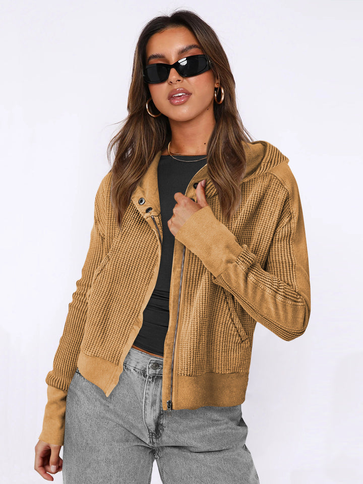 PatchFlow™ – Casual Patchwork Zip-Up Knit Cardigan