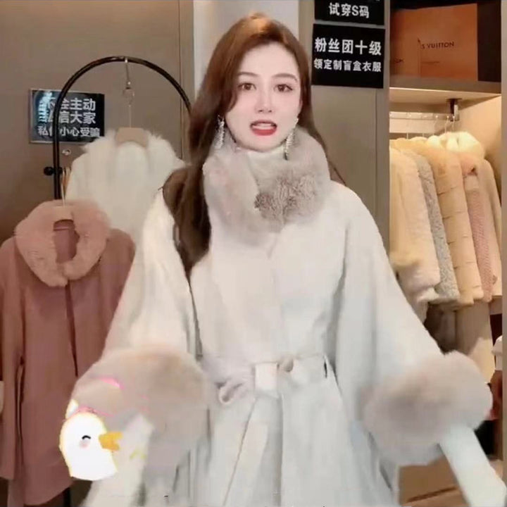 Vivienne™ – Wool Woman Blend Fur-Collar Cape Wrap