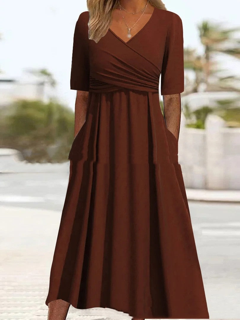 Élara™ – Elegant Silhouette Evening Dress