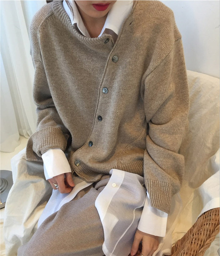 ModuFold™ – Asymmetric Buckle Knit Cardigan