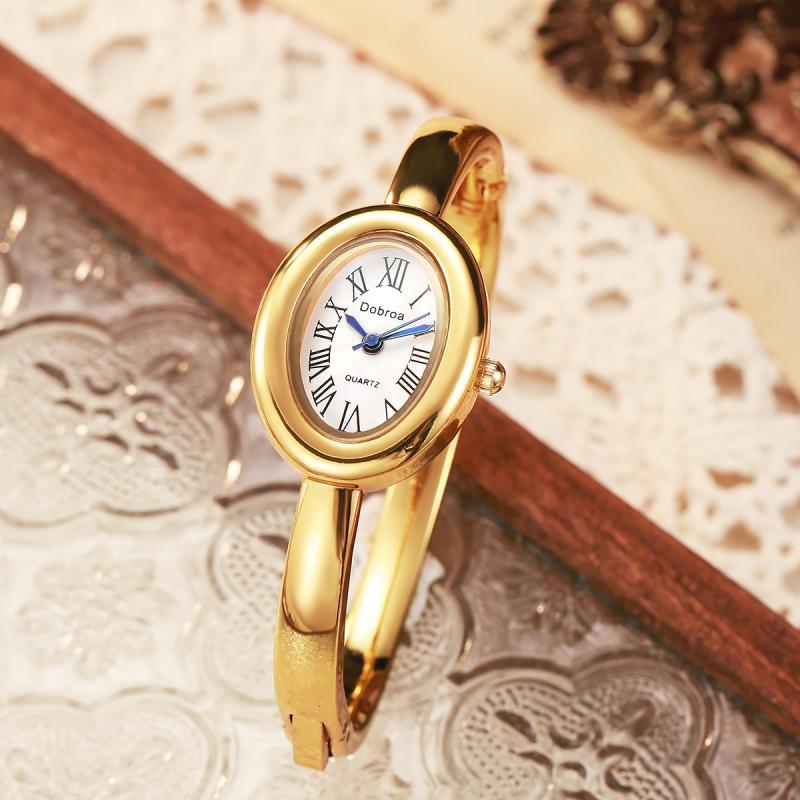 LuxeOra™ – Elegant Oval Women’s Watch