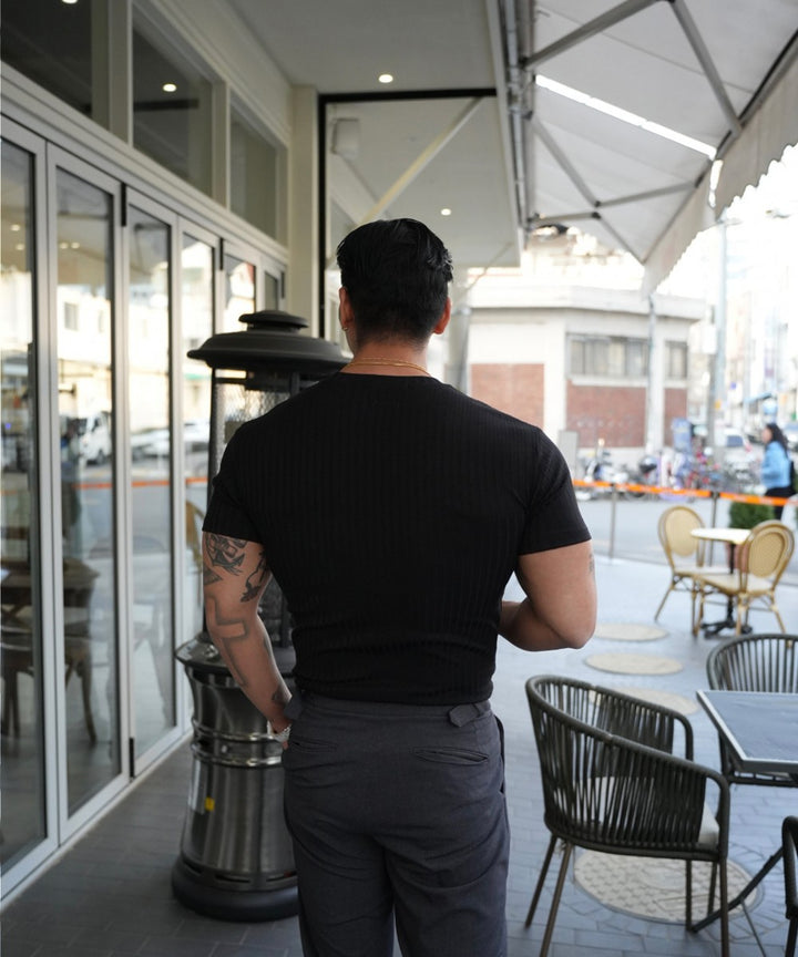 Nero™ – Stretch-Fit Round Neck Tee