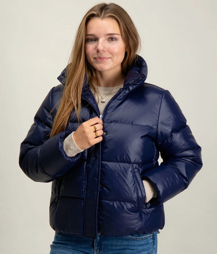 ARMOR™ – Women’s Puffer Jacket